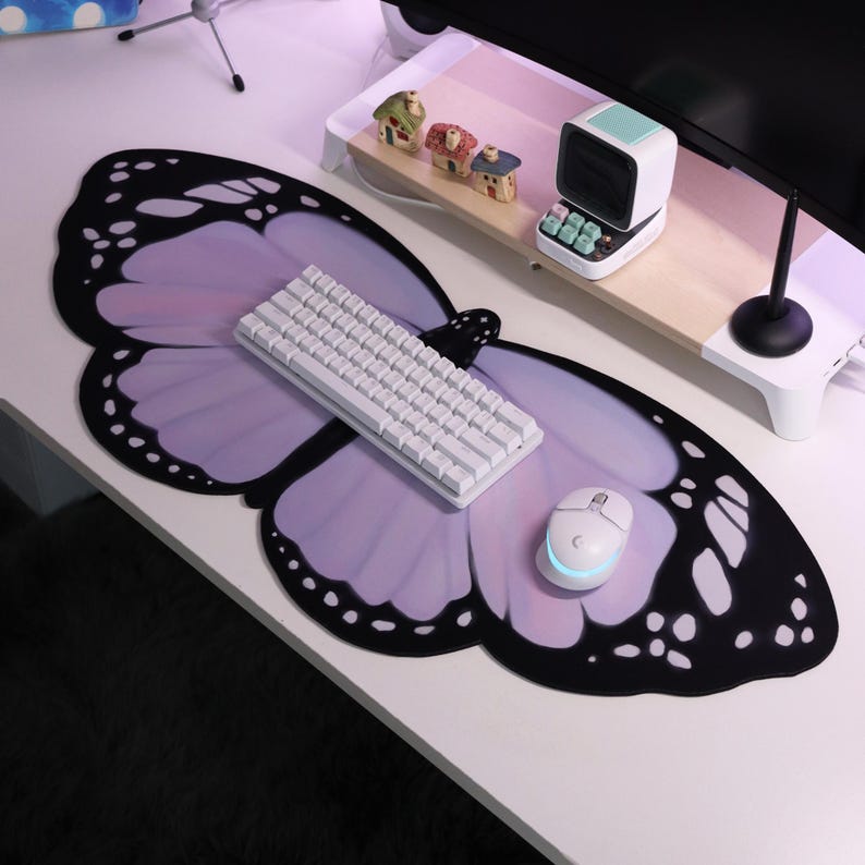 Purple Lilac Butterfly Deskmat - Tradescantia Purple 리뷰 및 가격